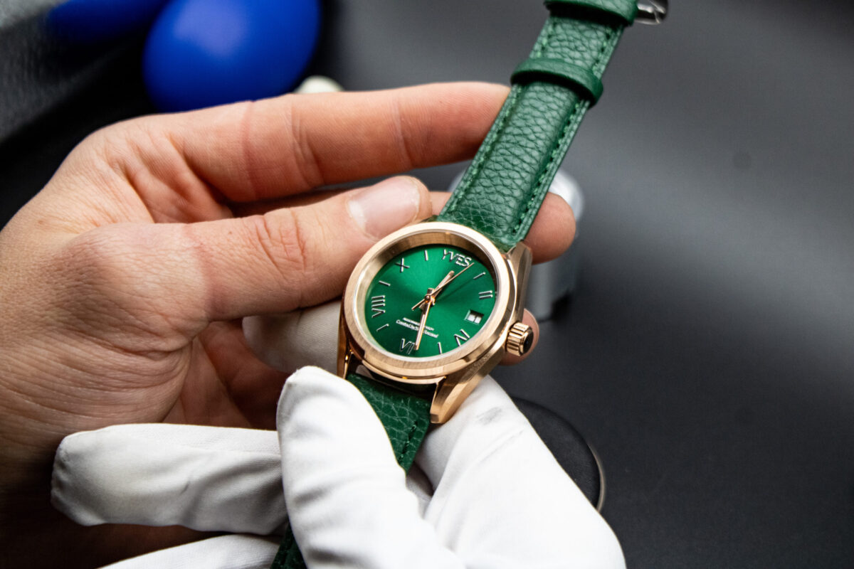 Montre personnalisée homme Yves, fabriquée à la main en France