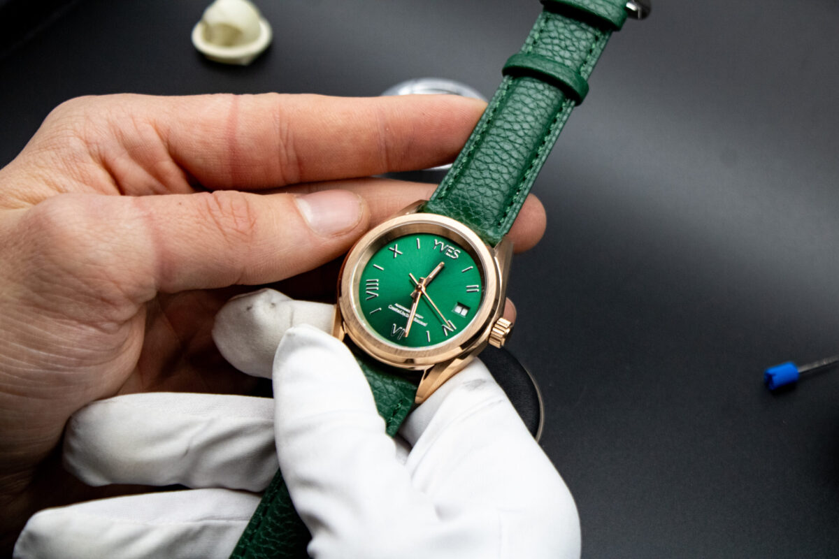 Montre personnalisée homme Yves, fabriquée à la main en France