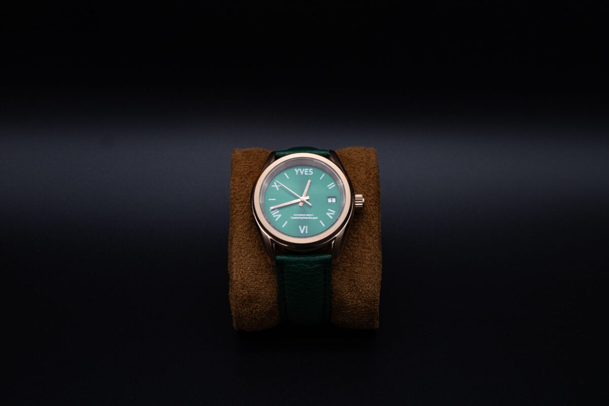 Montre personnalisée homme Yves, fabriquée à la main en France