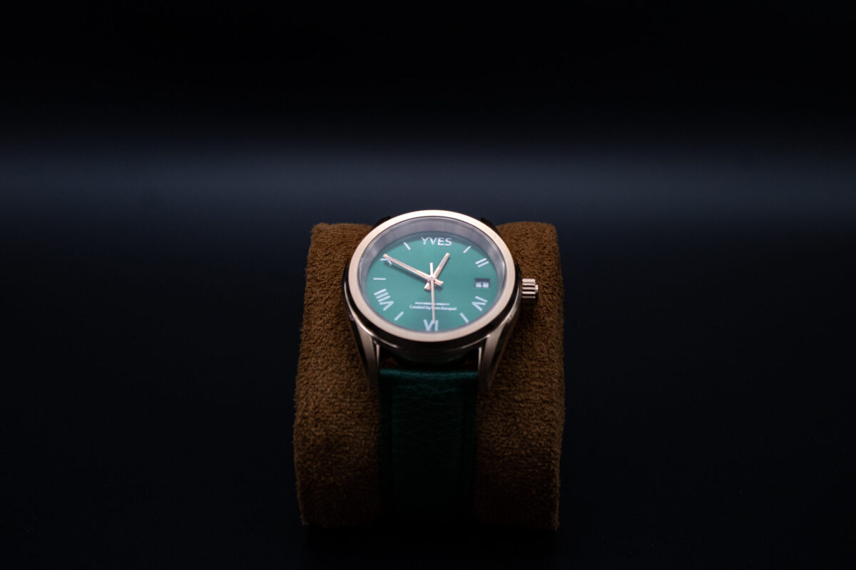 Montre personnalisée homme Yves, fabriquée à la main en France