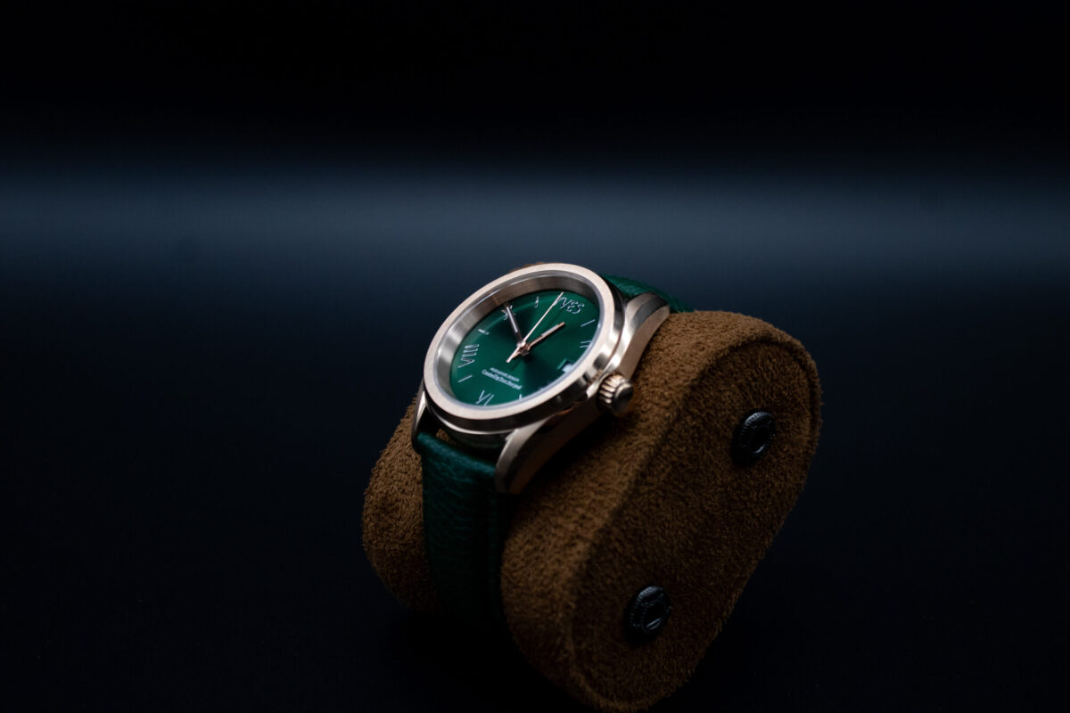 Montre personnalisée homme Yves, fabriquée à la main en France