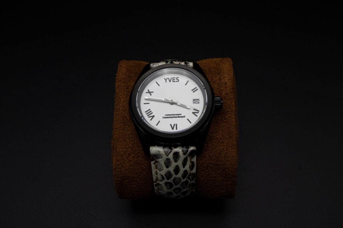 Montre personnalisée homme Yves, fabriquée à la main en France