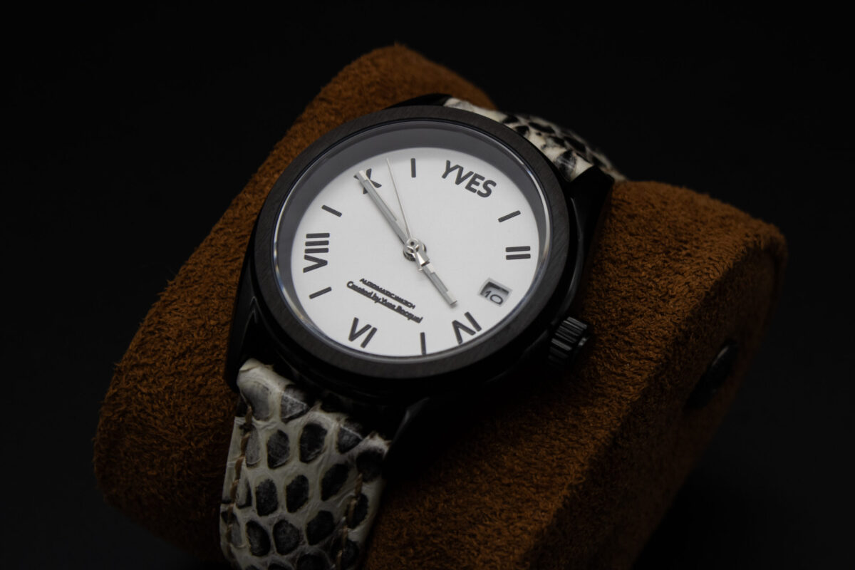 Montre personnalisée homme Yves, fabriquée à la main en France